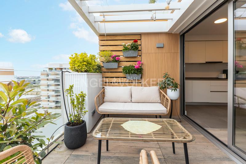 Foto 82ea398e-8eef-433d-a06d-765cc5bb567d. Apartamento lujoso piso con dos terrazas en valdebebas en Madrid