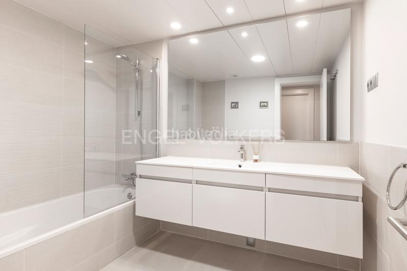 Foto 932ed470-82ec-460f-ae0a-0c649f50dff6. Apartamento lujoso piso con dos terrazas en valdebebas en Madrid