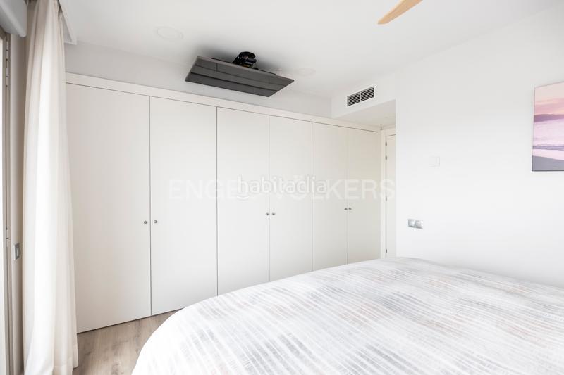 Foto b9ecb4f4-c46d-4643-952d-a5928ae1d02f. Apartamento lujoso piso con dos terrazas en valdebebas en Madrid