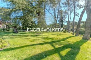 Terreny residencial a Somosaguas. Parcela edificable en somosaguas a en pozuelo de alarcón