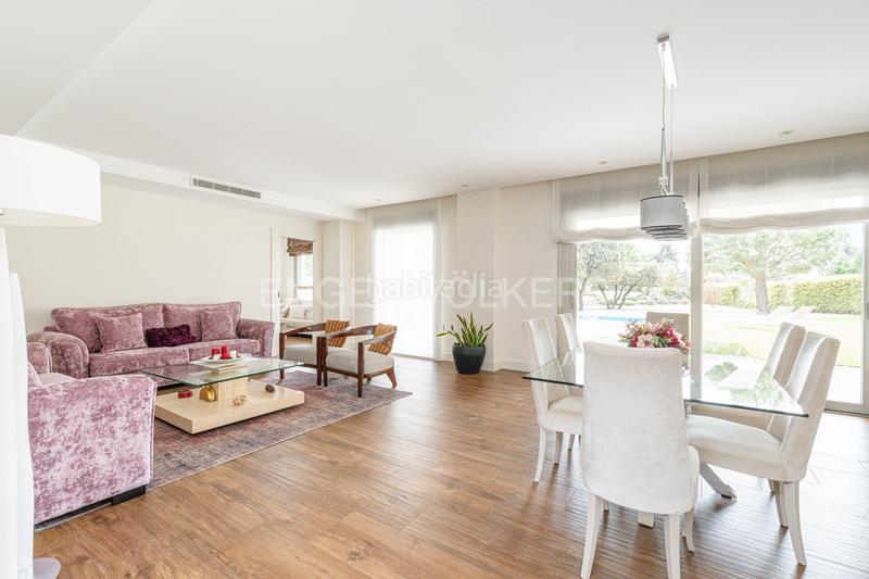 Foto 660beb7e-4741-4ead-8d19-6750042cf40b. Casa amb calefacció piscina a Valdecabañas Boadilla del Monte