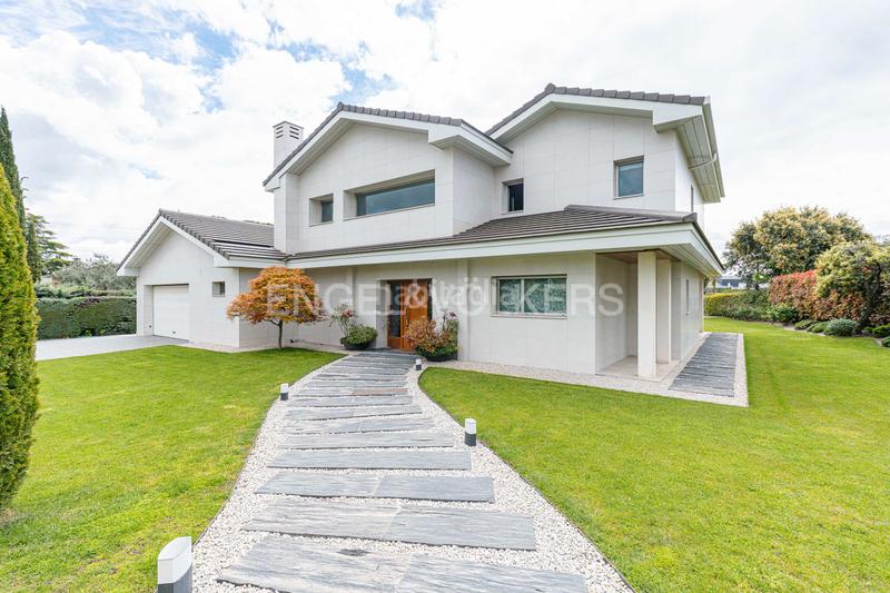 Foto c4d1cfec-9df0-4be7-90ee-fb982ea088e2. Casa amb calefacció piscina a Valdecabañas Boadilla del Monte