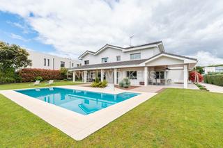 Casa a Valdecabañas. Exclusiva  vivienda de diseño en boadilla del monte