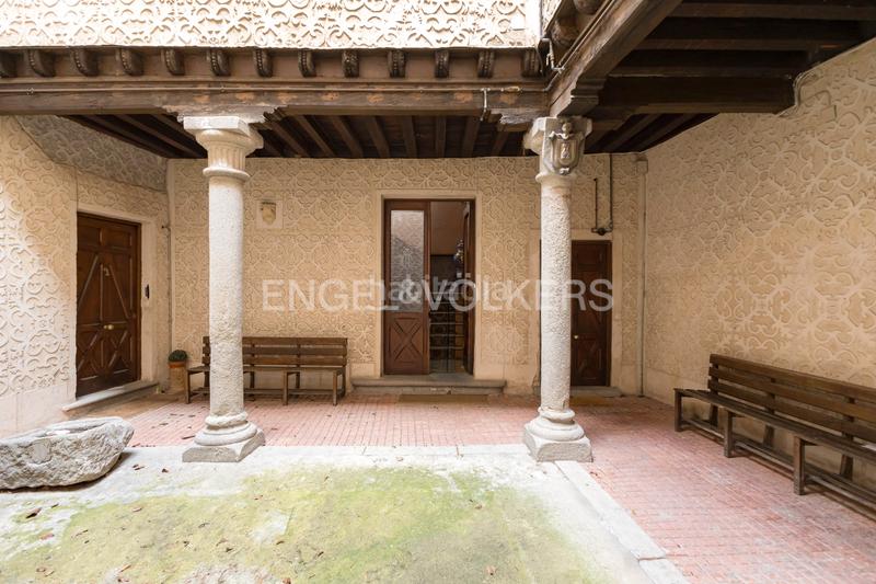 Foto 610ca7ff-f8b4-4407-8967-825b8f8a96c6. Apartamento palacete en el centro del siglo xiv con todo el confort en Segovia