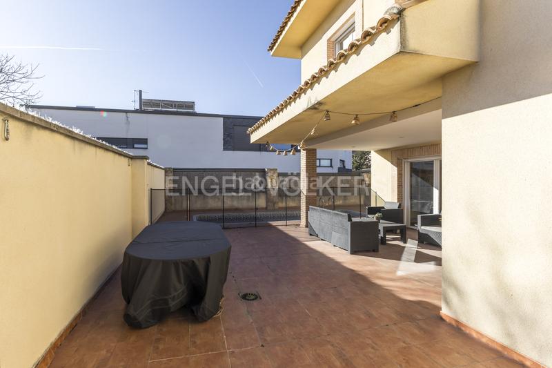 Foto 381216d3-ca4c-498b-a725-80d641e6b2ea. Casa exclusivo chalet con piscina cerca del aeropuerto en Madrid