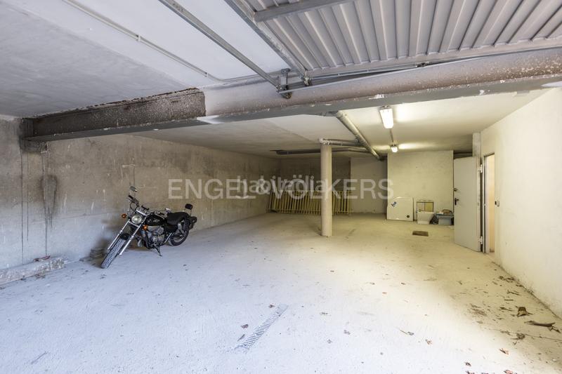 Foto 3b3d4a5d-7289-4889-b70d-546b9d42589a. Casa exclusivo chalet con piscina cerca del aeropuerto en Madrid