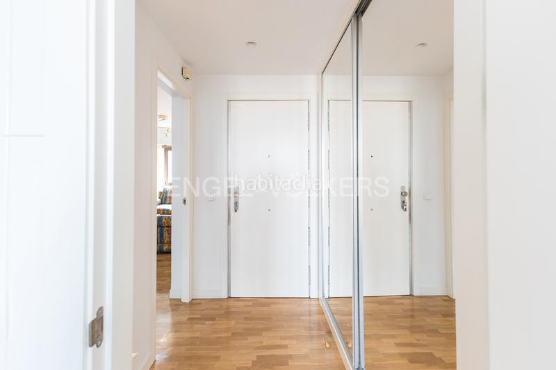 Foto 273ca5c4-42f9-408e-891c-dda61ab24a90. Appartement mit heizung in Bellas Vistas Madrid