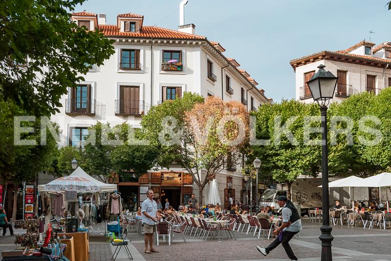 Foto e5b98d4c-2e1e-469b-89ec-fefa2bd4a42f. Alquiler estudio  con balcón en malasaña en alquiler en Madrid