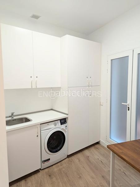 Foto f404ee45-d9d0-4f05-a968-d777be16c712. Alquiler estudio  con balcón en malasaña en alquiler en Madrid