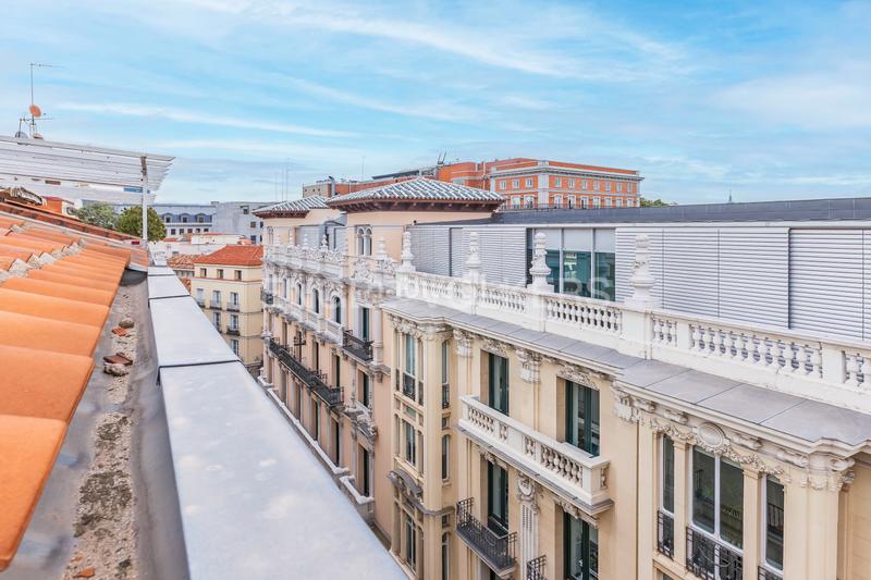 Foto 4dd2acf8-bd4e-4921-866a-97e3062b7fab. Attique avec chauffage dans Cortes-Huertas Madrid