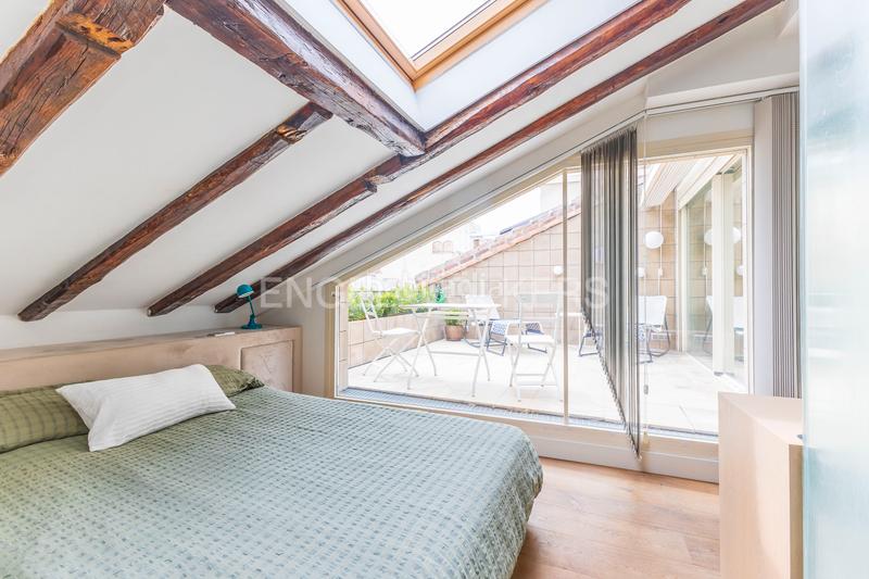 Foto 8f0170a1-85d9-4125-81be-a6e277ede701. Attique avec chauffage dans Cortes-Huertas Madrid