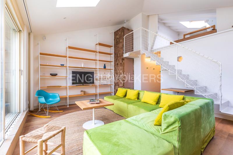 Foto f11358ed-744c-4cd9-8747-2429052b6a06. Attique avec chauffage dans Cortes-Huertas Madrid