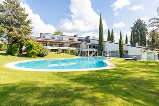 Casa a Somosaguas. Espectacular propiedad en exclusiva parcela en somosaguas