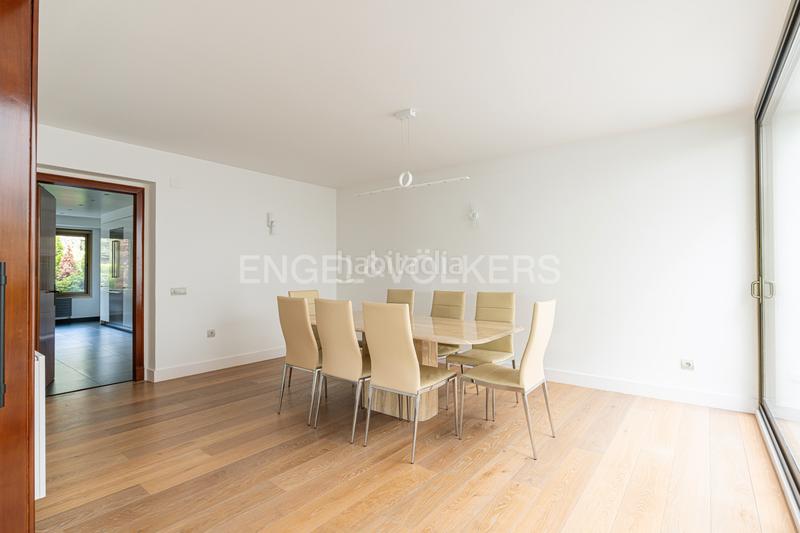 Foto 7dfa0528-5138-4567-b15d-dd730c4a7090. Maison avec chauffage parking piscine dans Somosaguas Pozuelo de Alarcón