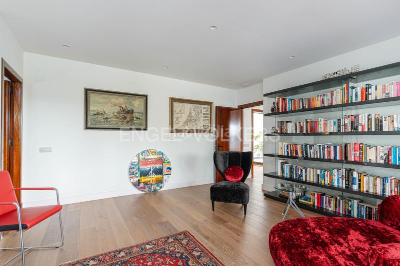 Foto a702ea78-82a7-4688-8e80-a05a411e47d6. Maison avec chauffage parking piscine dans Somosaguas Pozuelo de Alarcón