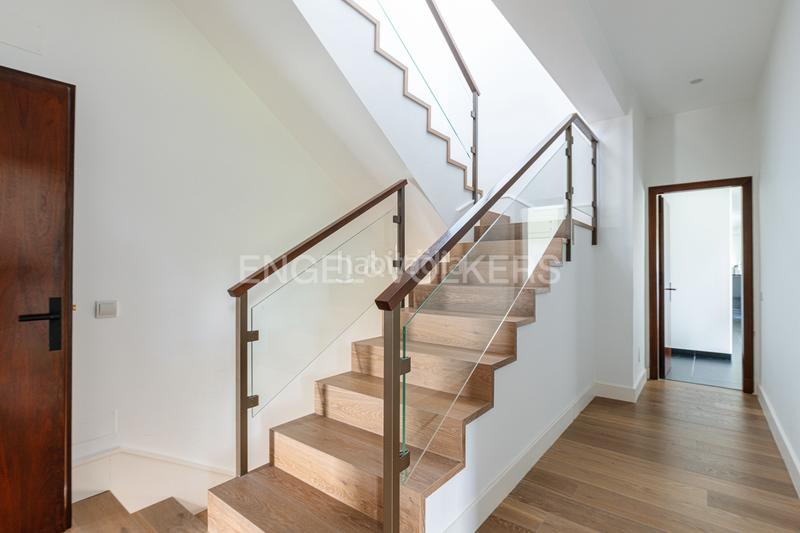 Foto c8903ed7-6954-47d5-95f7-9766859c5781. Maison avec chauffage parking piscine dans Somosaguas Pozuelo de Alarcón