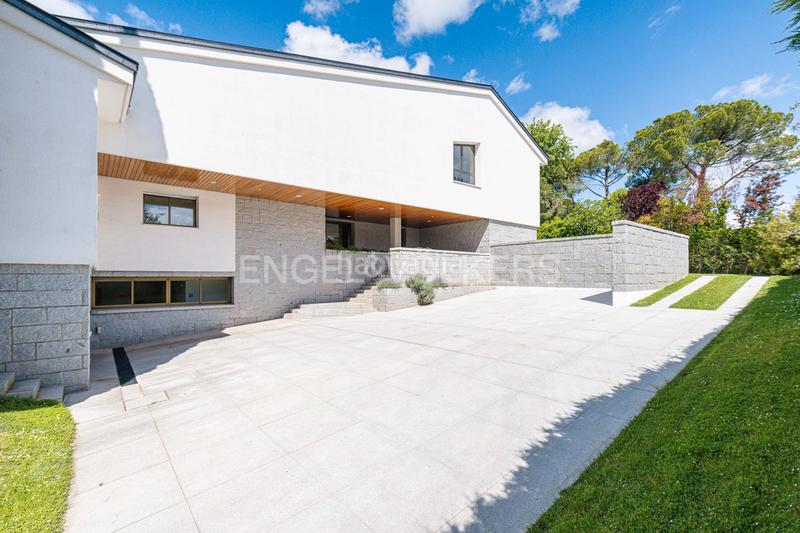 Foto d7df1a0a-84c5-4519-9085-73c78a5ba595. Maison avec chauffage parking piscine dans Somosaguas Pozuelo de Alarcón