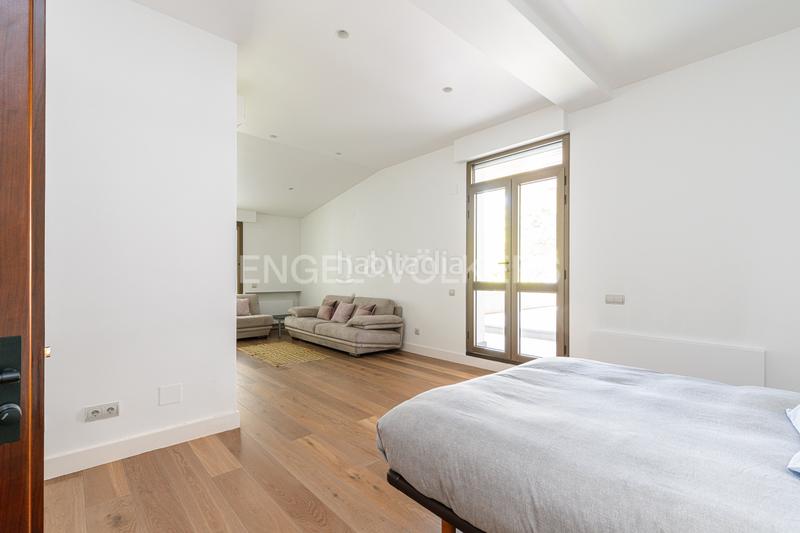 Foto f21225b8-de9a-4734-9aa8-4071d88a7206. Maison avec chauffage parking piscine dans Somosaguas Pozuelo de Alarcón