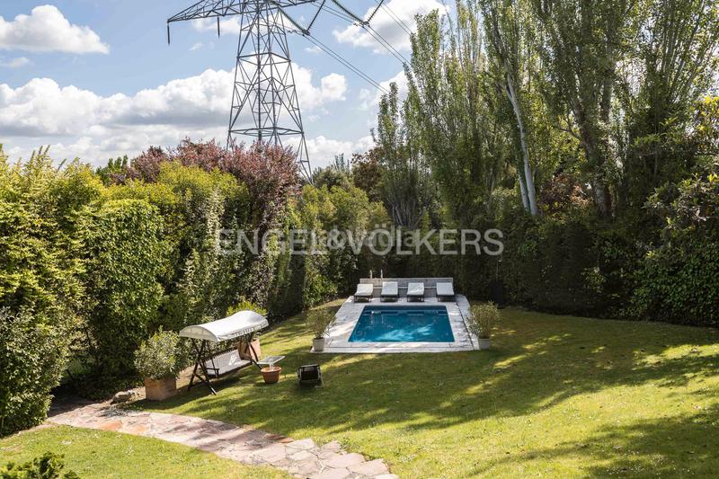 Foto 5c4f0ee9-a65d-48d7-b80b-42ca2449fc25. Haus mit heizung parking pool in Monteclaro Pozuelo de Alarcón