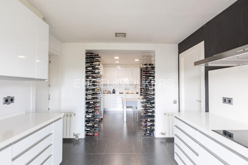 Foto e573c005-3628-4b64-9203-d1ec18cc36bd. Haus mit heizung parking pool in Monteclaro Pozuelo de Alarcón