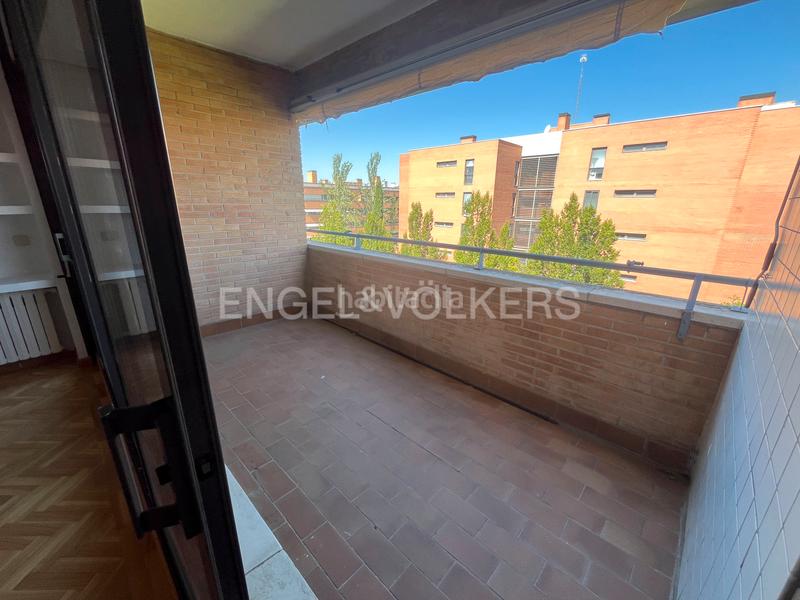 Foto 53cc9d30-5641-4c65-8b13-eee08751a32a. Affitto piccolo appartamento con riscaldamento parcheggio piscina in Pozuelo de Alarcón