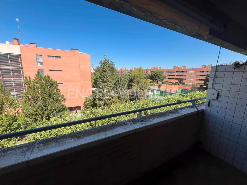 Foto 0b1ea358-8b27-4f6e-90d7-a247fbf25c77. Location appartement avec chauffage parking piscine dans Pozuelo de Alarcón