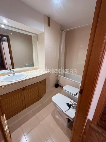 Foto 586ef2d3-a9ec-4757-8a72-9ac9630f02f3. Location appartement avec chauffage parking piscine dans Pozuelo de Alarcón