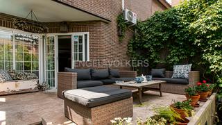 Maison  Calle jaenar. Exclusiva residencia con piscina privada en pioveraconde orgaz j
