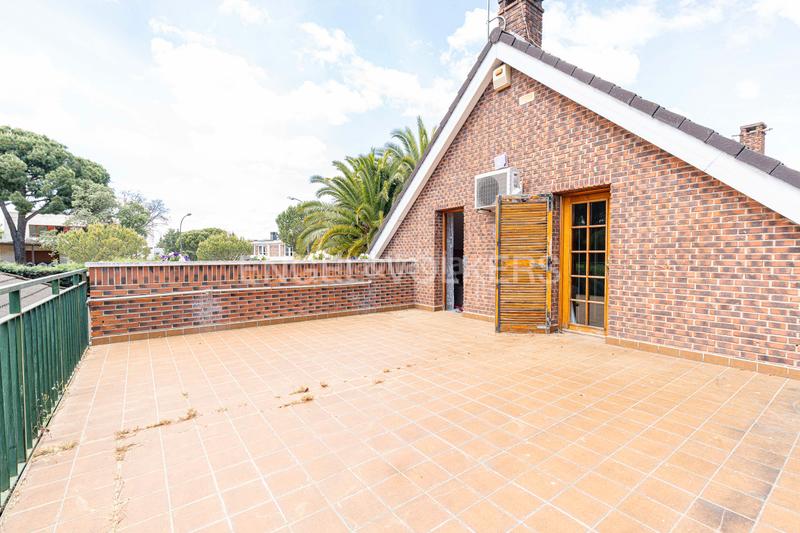 Foto 3c893f61-f2da-4371-9d44-140751982241. Casa preciosa casa levitt en Montealina a la venta en Pozuelo de Alarcón