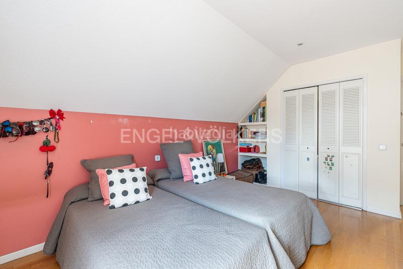 Foto 8395de06-2a3c-493d-b9c1-c50545d7577a. Casa preciosa casa levitt en Montealina a la venta en Pozuelo de Alarcón