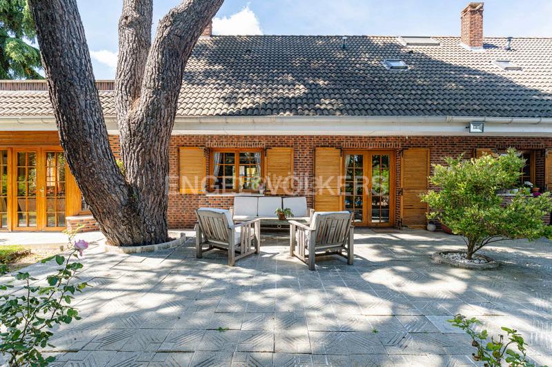 Foto d3c61e02-492c-459c-a18a-7524a72e4aeb. Casa preciosa casa levitt en Montealina a la venta en Pozuelo de Alarcón