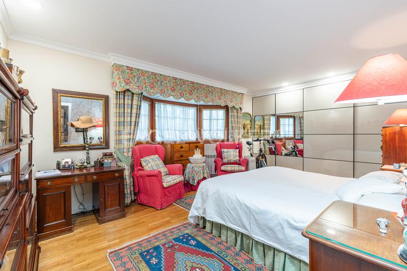 Foto f80b0401-c9bd-4d17-8125-599f925243e5. Casa preciosa casa levitt en Montealina a la venta en Pozuelo de Alarcón