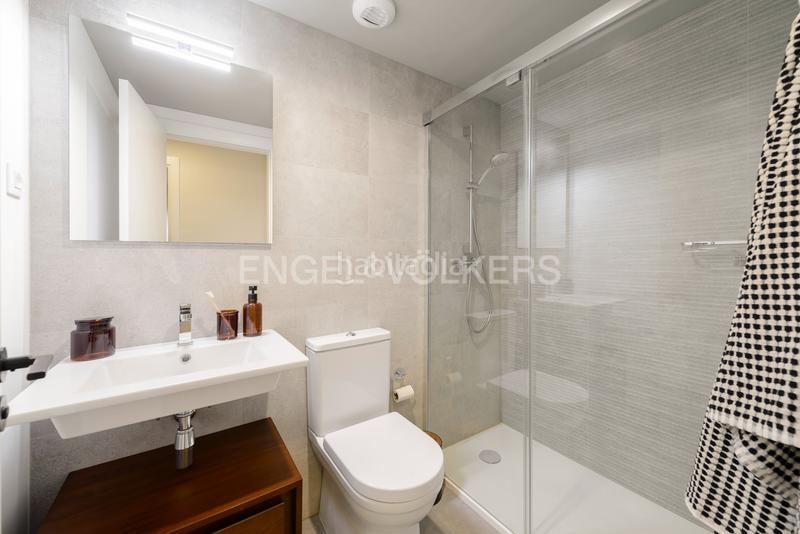 Foto dc81cb98-9c54-4c33-aa2b-61eb323615d2. Lloguer apartament amb calefacció aparcament a Pacífico Madrid