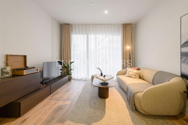 Foto 4c7f591f-eca6-496c-b826-235c37f1ee94. Location appartement avec chauffage parking dans Pacífico Madrid