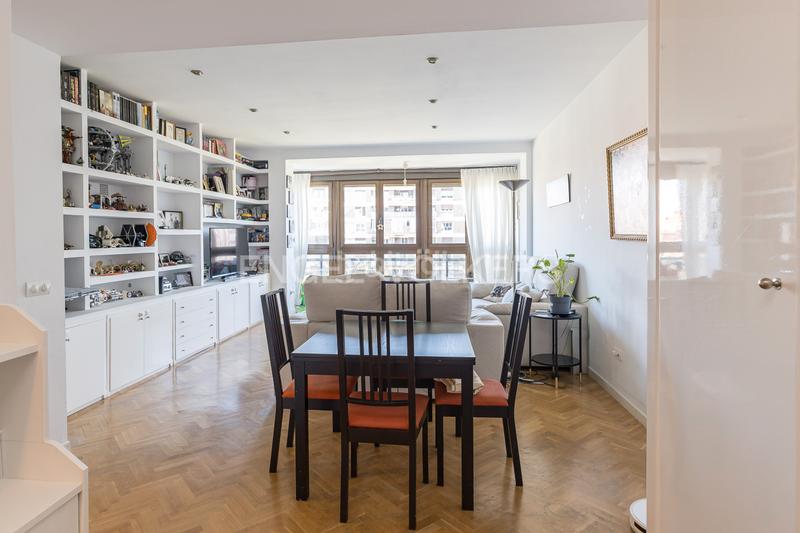 Foto 08b2c62b-177f-40fd-a2d8-25859f0fcb94. Apartamento agradable y luminoso piso junto al parque de berlín en Madrid