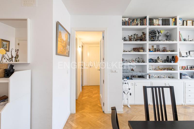 Foto 0fd89258-818d-4cc3-8c57-0ada214e70b3. Apartamento agradable y luminoso piso junto al parque de berlín en Madrid