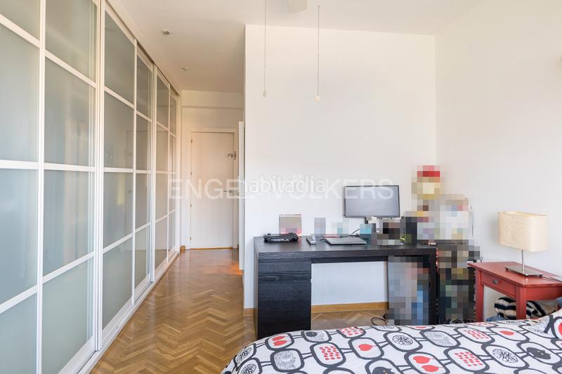 Foto 83c75c20-3353-4ede-89e6-886555934979. Apartamento agradable y luminoso piso junto al parque de berlín en Madrid
