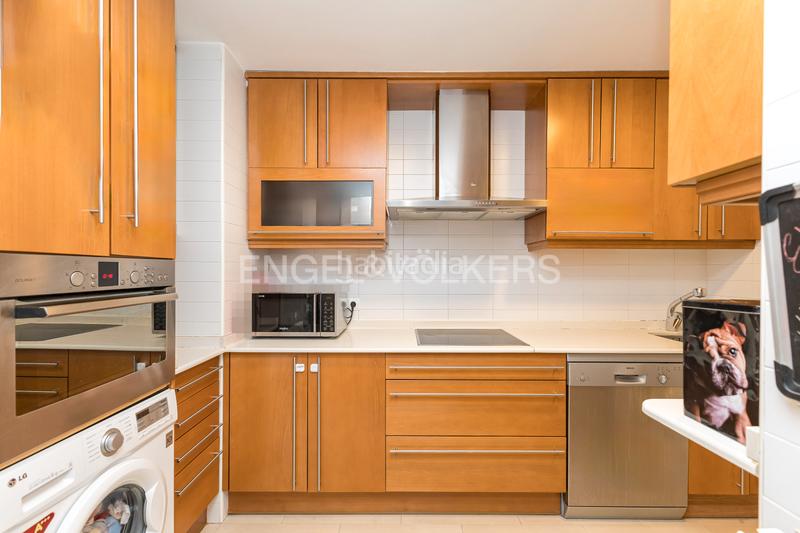 Foto fb36bec6-2e9b-4a35-98db-16ed8c079bca. Apartamento agradable y luminoso piso junto al parque de berlín en Madrid
