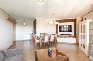 Apartament a Parque Cataluña. Excelente piso  en el sureste de torrejón de ardoz