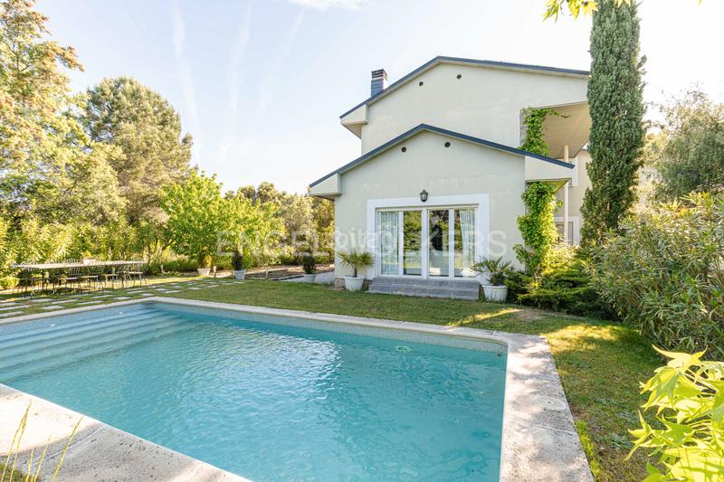 Foto 3db7497c-f60a-4512-99a0-f79ef13639e2. Casa magnifico chalet con estilo en Mojadillas-Parque de las Infantas-El Paraiso Valdemorillo