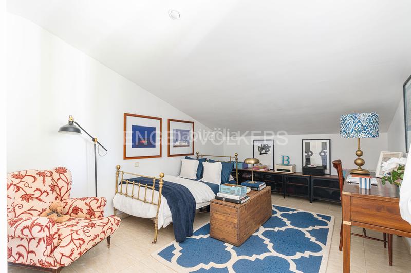 Foto c7103495-a5b8-4177-bd3d-a17c6b0e8789. Casa magnifico chalet con estilo en Mojadillas-Parque de las Infantas-El Paraiso Valdemorillo