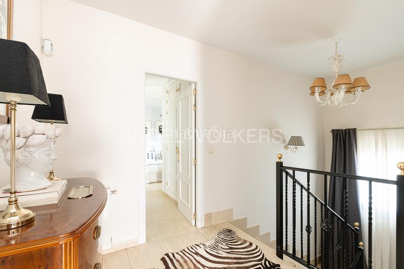 Foto fcf67d69-58b6-47d4-bbc7-9f61dda213dd. Casa magnifico chalet con estilo en Mojadillas-Parque de las Infantas-El Paraiso Valdemorillo