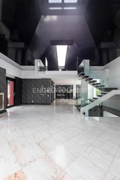 Foto bb39b19f-29dd-43eb-b6ca-a96d2cead5cc. Casa amb calefacció aparcament piscina a urbanización La Moraleja La Moraleja