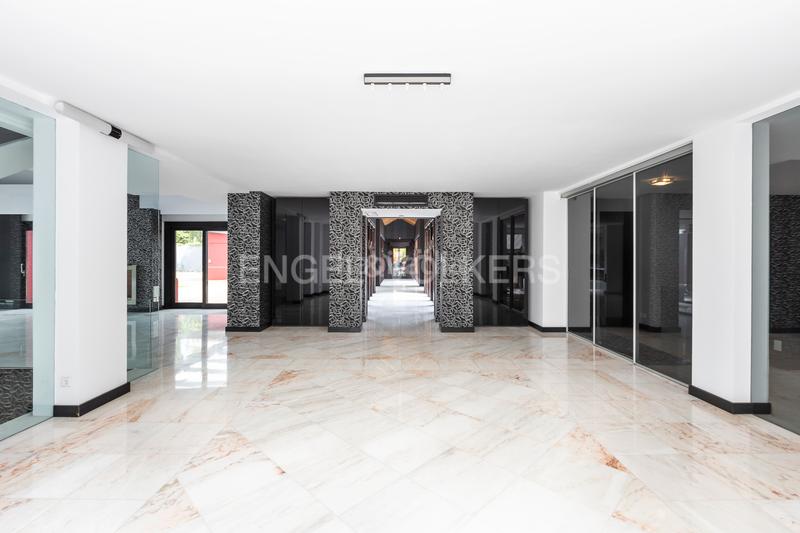 Foto cc2089a9-2a79-4edc-869c-0b31c3796b82. Casa amb calefacció aparcament piscina a urbanización La Moraleja La Moraleja