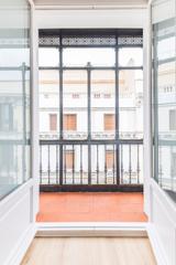 Apartamento en Cortes-Huertas. Exclusivo apartamento a estrenar con reforma de lujo, balcón y p