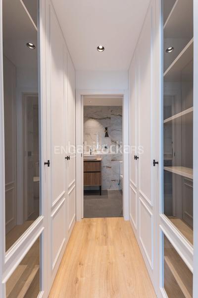 Foto 0cc8dcc6-7d4a-47b9-90ff-95f088f10cc8. Appartement avec chauffage parking dans Cortes-Huertas Madrid