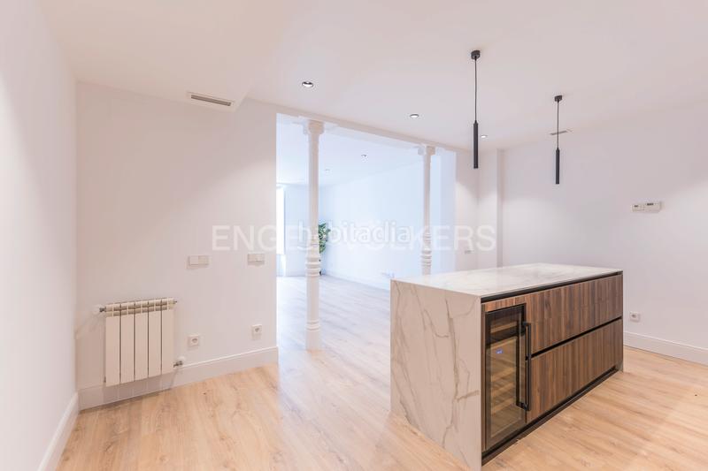 Foto 194a81b0-8f0b-4d9c-82f1-50454da4b1e1. Appartement avec chauffage parking dans Cortes-Huertas Madrid