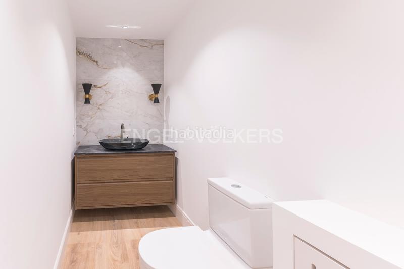 Foto fe943d73-9fb6-43db-8260-f185d7a4fc96. Appartement avec chauffage parking dans Cortes-Huertas Madrid