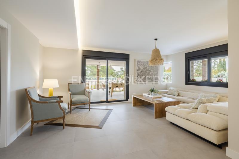 Foto aace7785-154d-4e7f-bfce-729ce01d6716. Casa con riscaldamento parcheggio piscina in Ciudalcampo