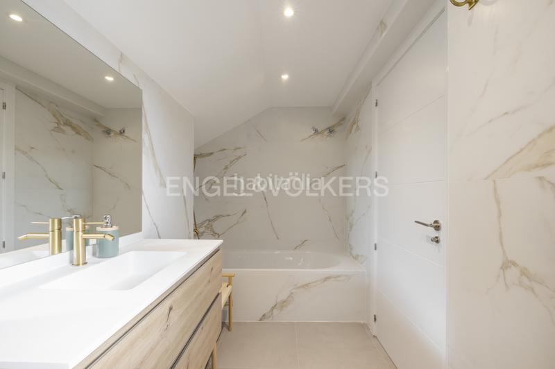 Foto b6d05909-ff72-4c13-a709-9ce73b3e7655. Casa con riscaldamento parcheggio piscina in Ciudalcampo